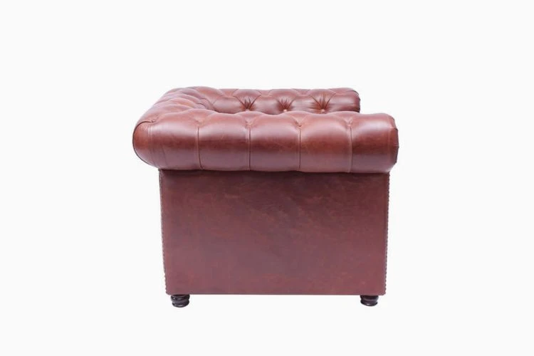 Gentleman’s Club Single Seater Sofa - Image 3