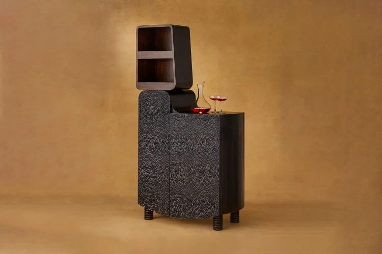 Alpaca Bar Cabinet - Image 4