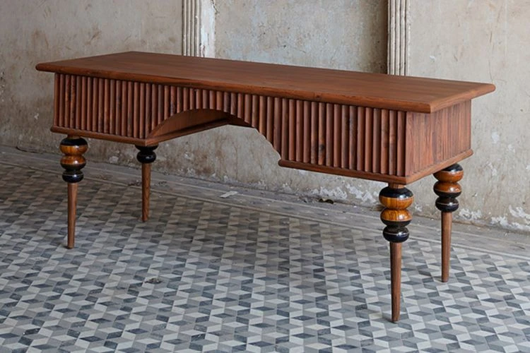 Gola Desk