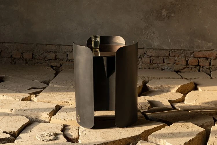 Hug Side Table - Image 4