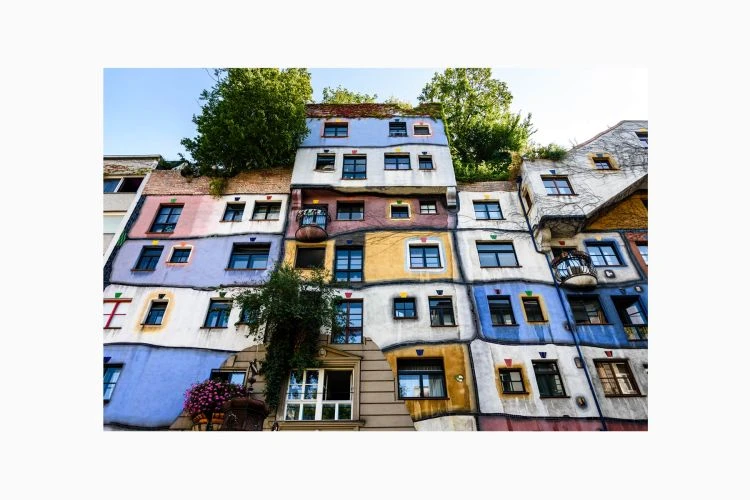 Hundertwasser Haus - Image 6