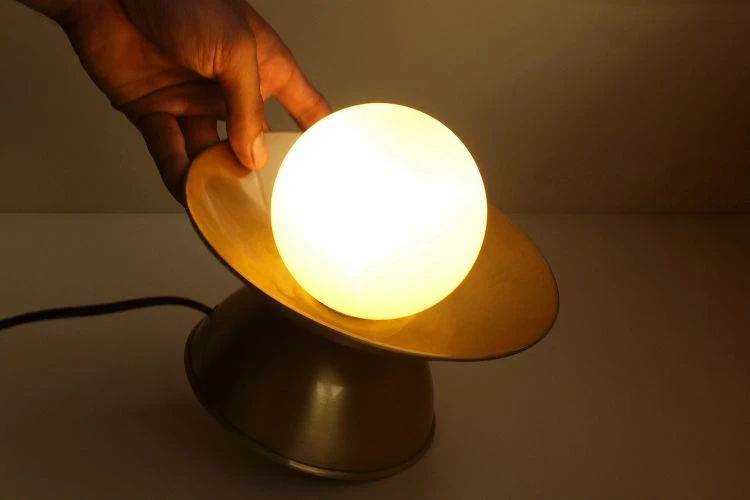 Inversa Table Lamp - Image 2