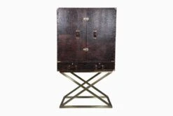 Heritage Trunk Bar On Stand