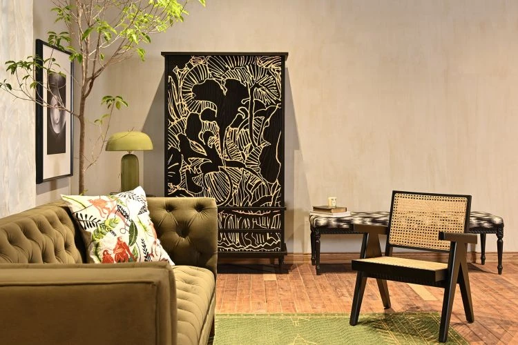 Plantverse Art Cabinet - Image 6